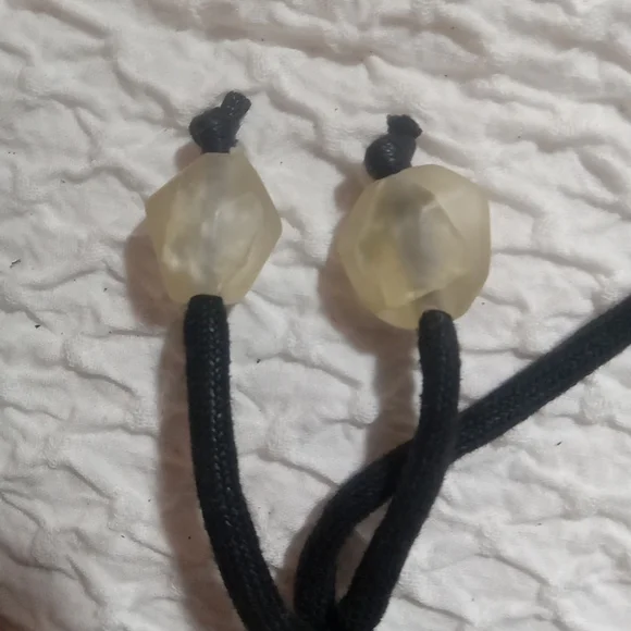 Chic Black And White Lucite Gerda Lyngaarrd Monies Necklace 18" - Picture 4 of 7